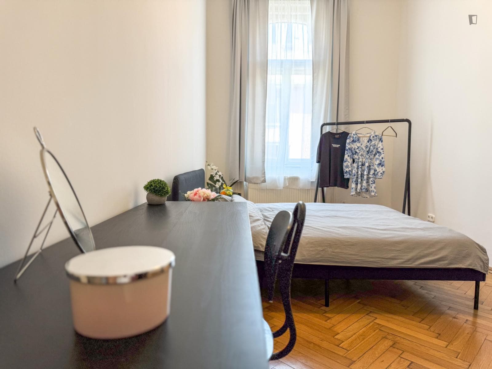 Newly furnished double bedroom right next to Kalvin tér photo 1