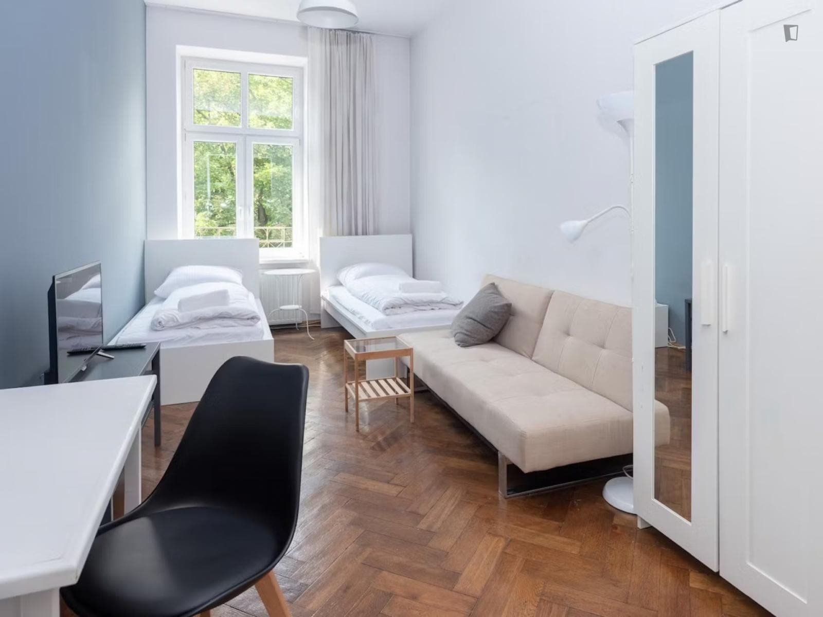 Property photo thumbnail