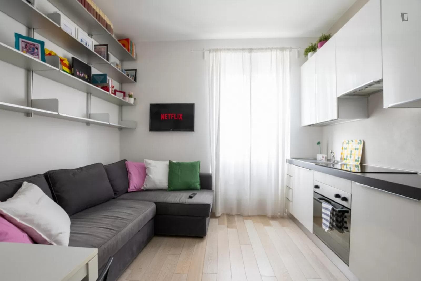 Elegant and comfortable studio in the Tortoni area photo 1