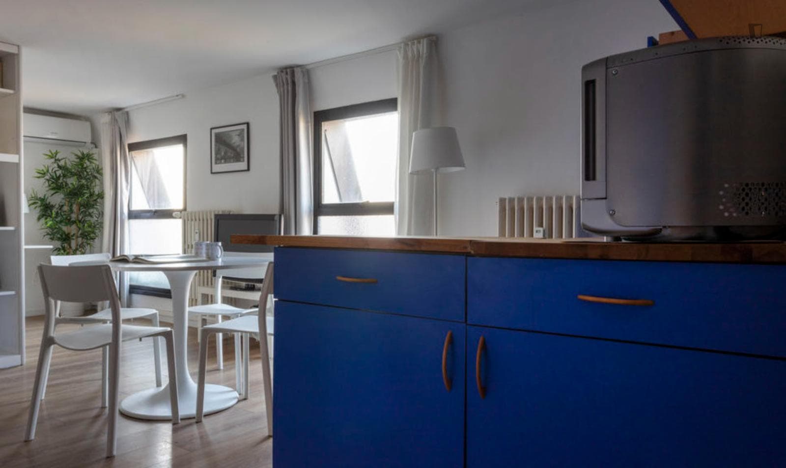 Inviting studio in San Siro photo 1