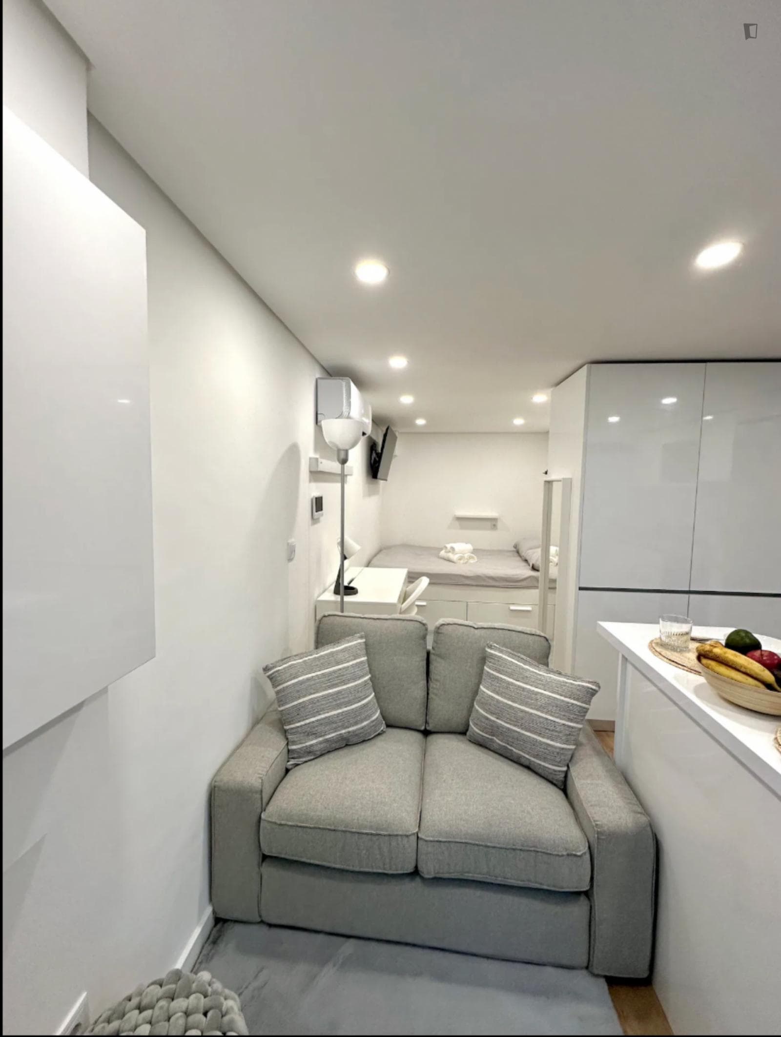 Modern Studio close to 24 de Agosto Metro photo 1