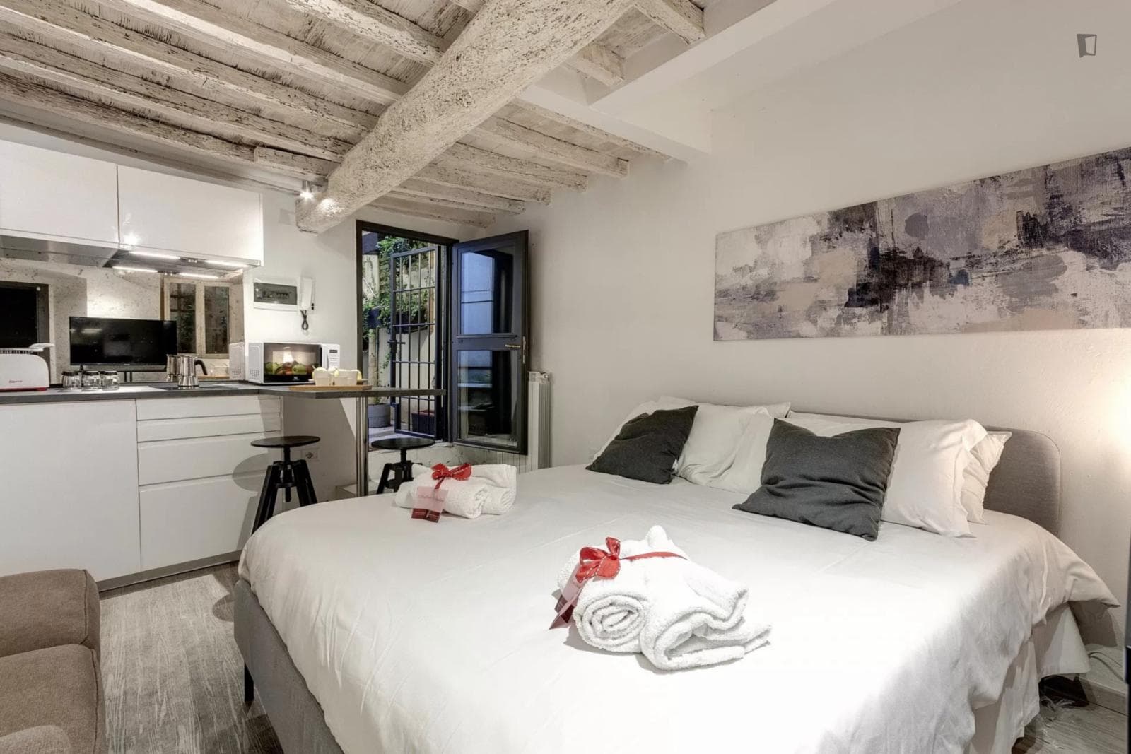 Amazing studio in Bellosguardo photo 1