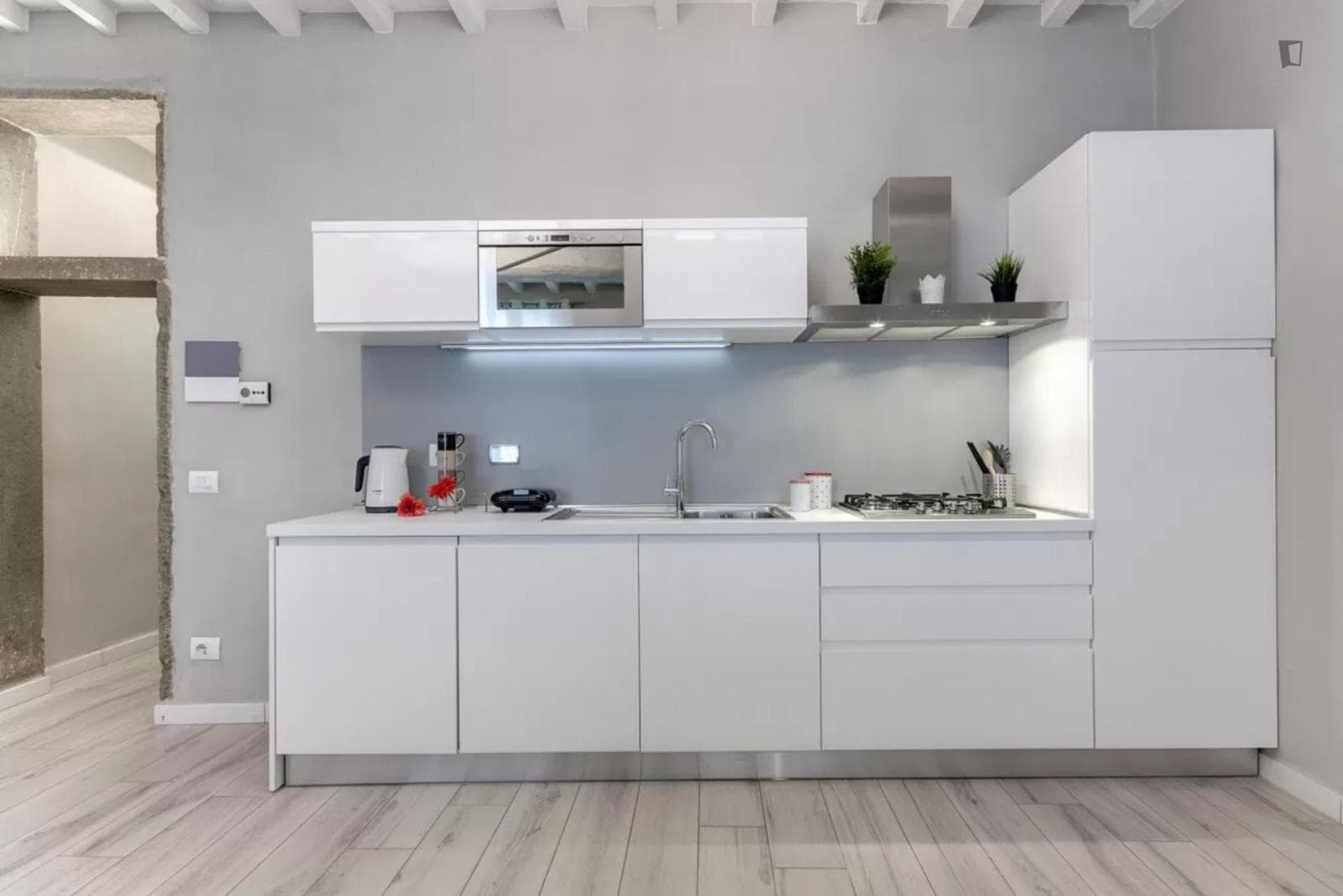 Sublime 1-bedroom flat in the Duomo area photo 1