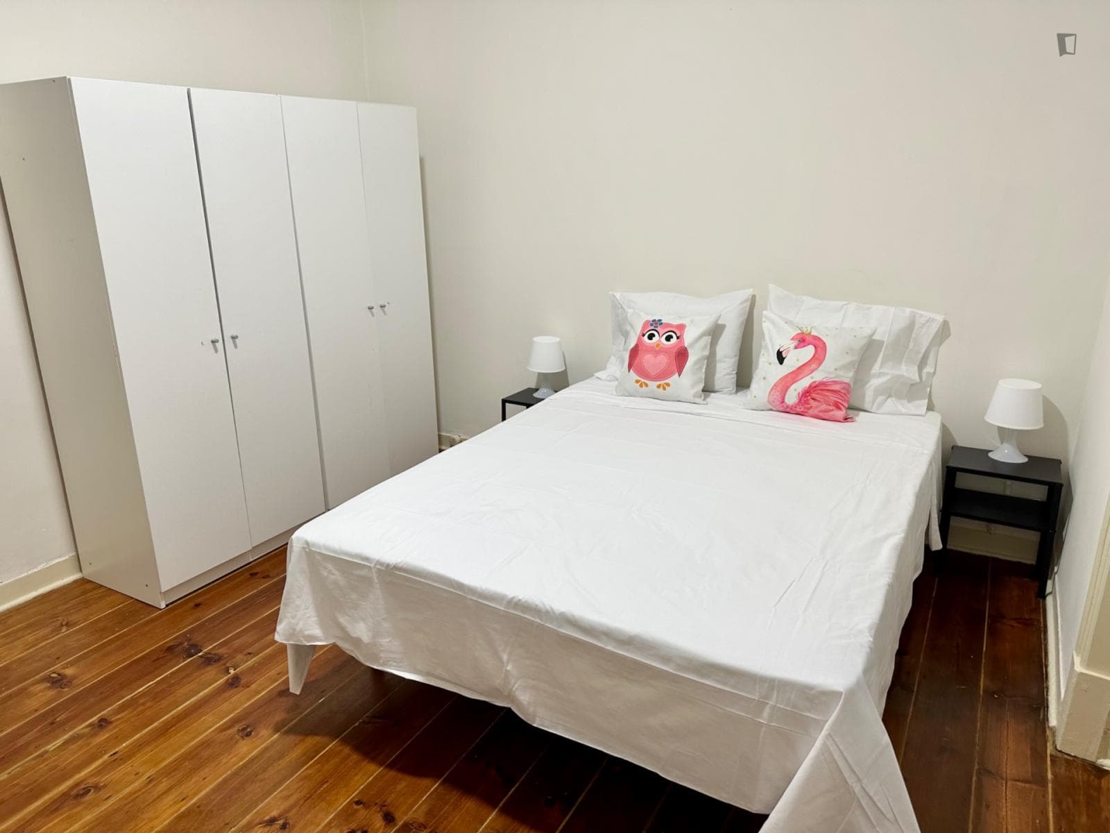 Appealing double bedroom in Penha de França photo 1