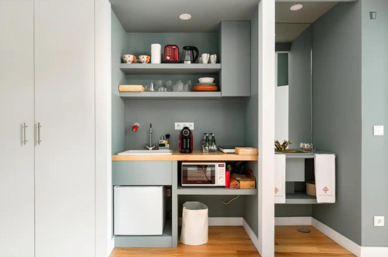 Property photo thumbnail
