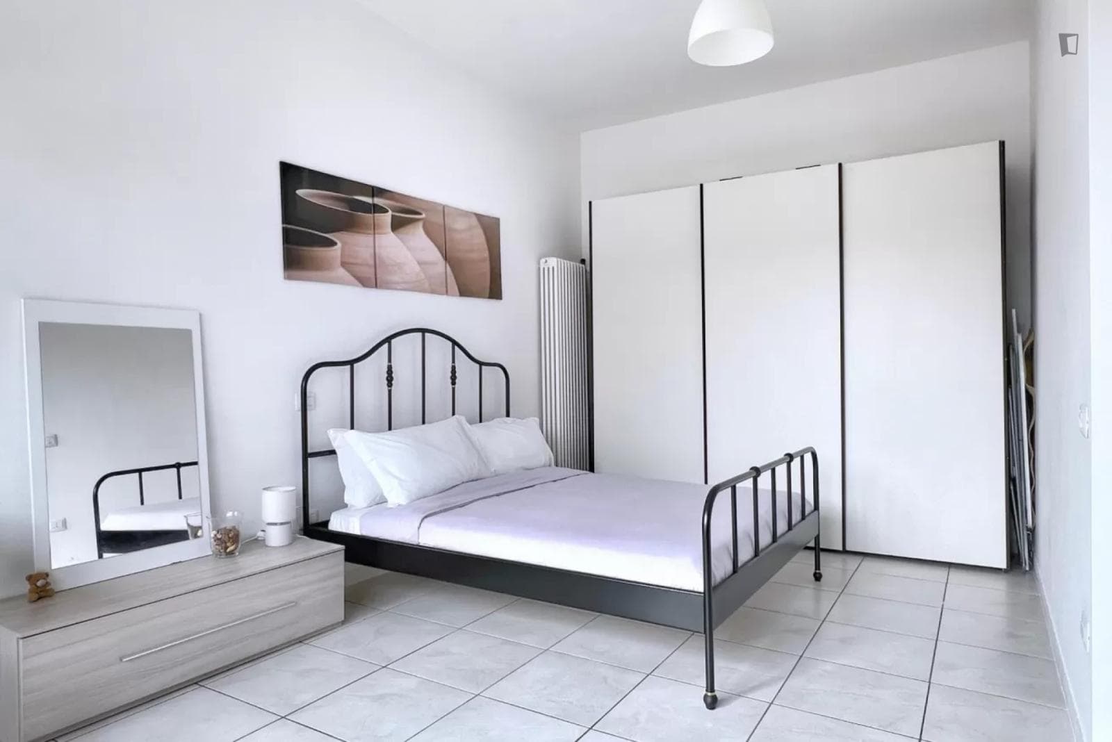 Spacious and bright studio for 4 people in San Donato photo 1