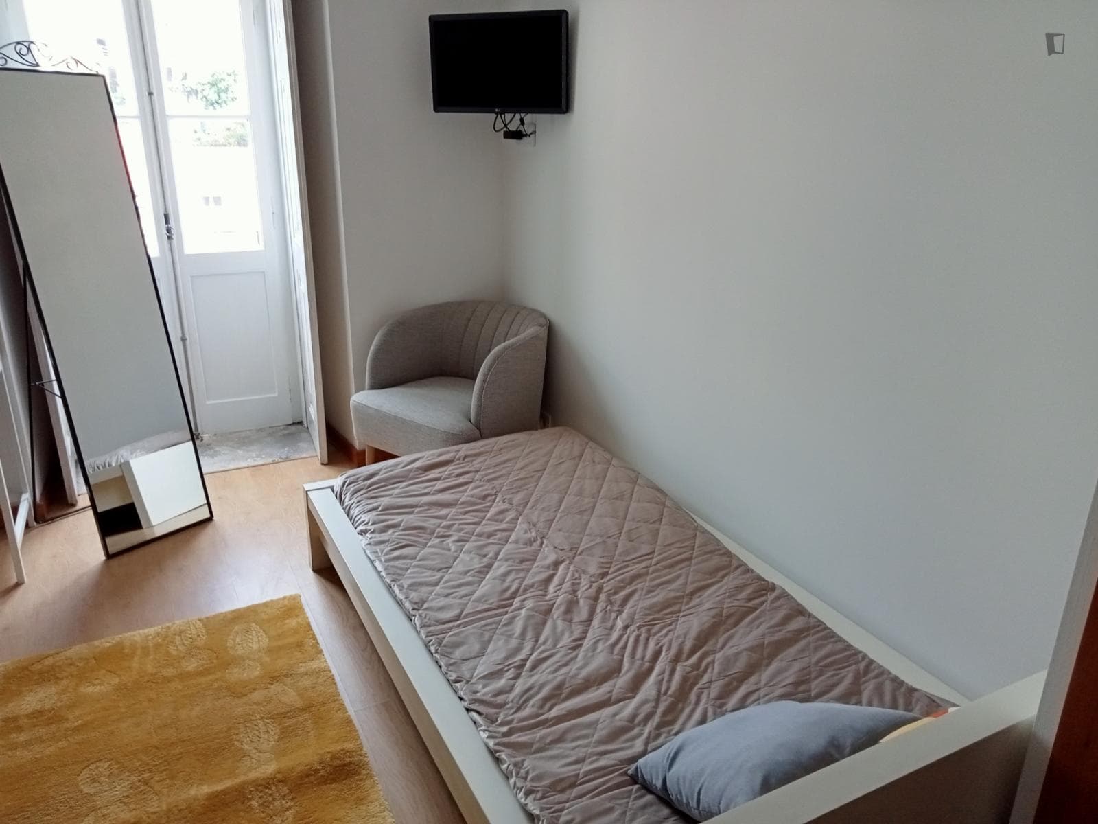 Property photo thumbnail