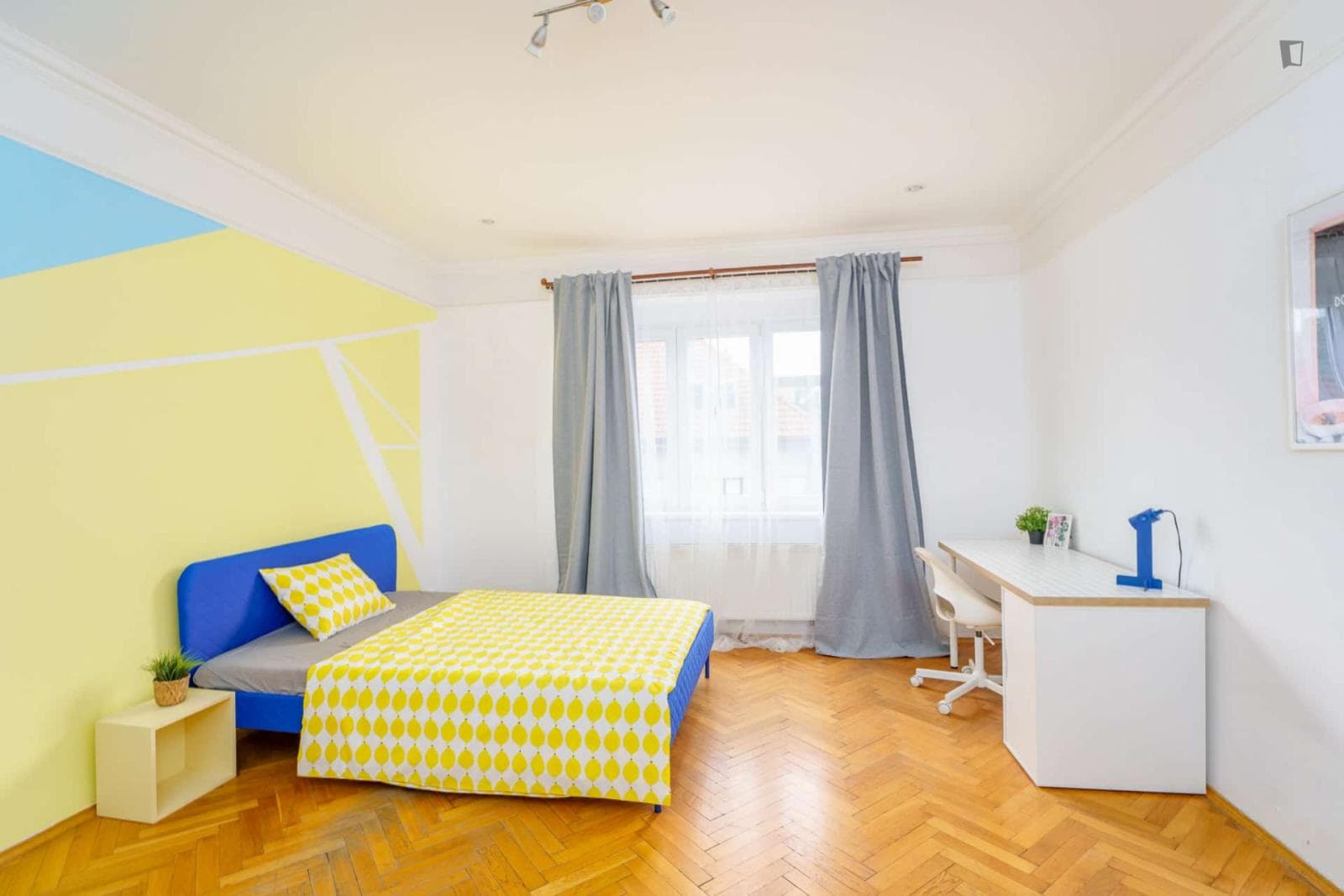 Property photo thumbnail