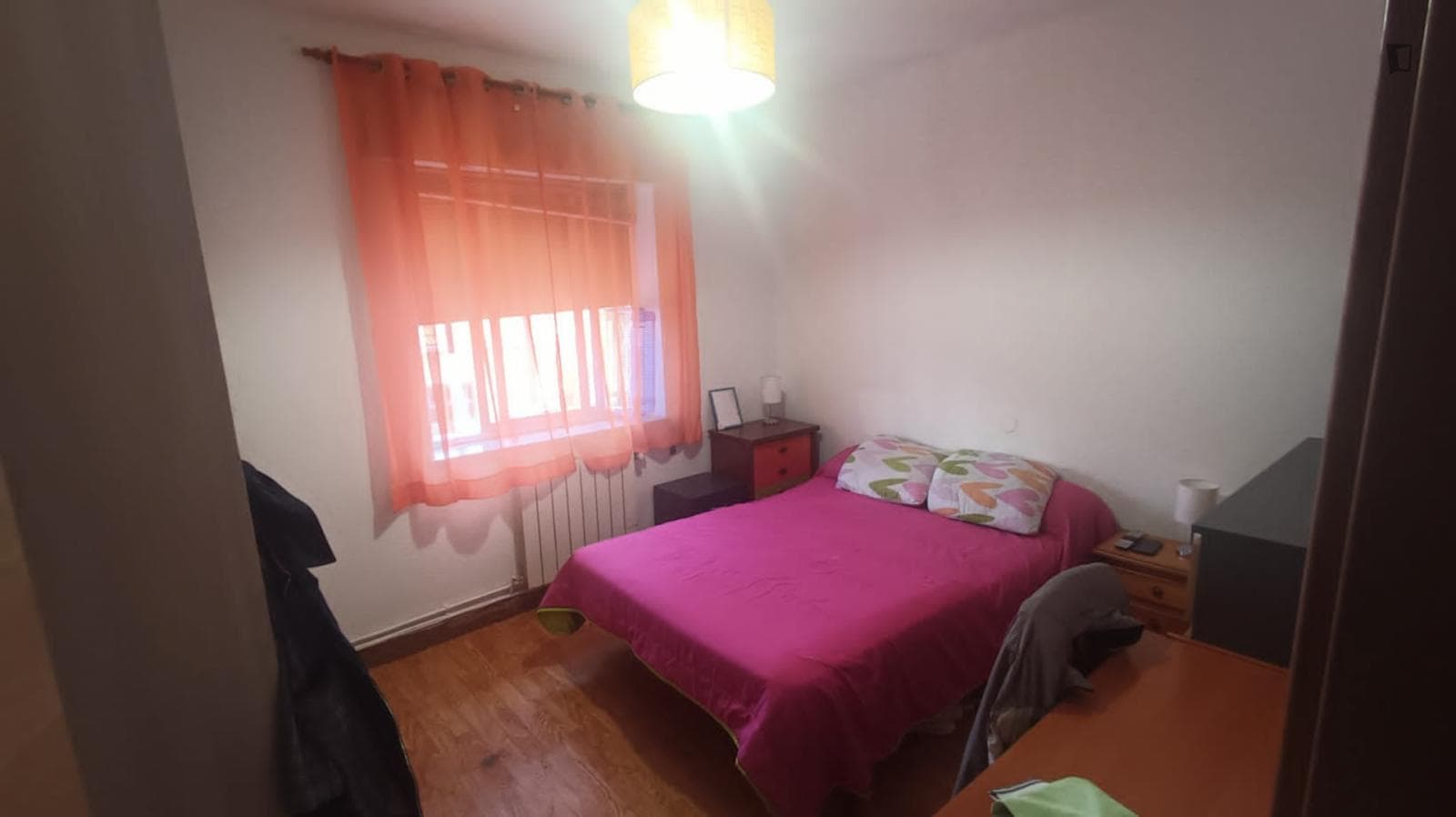 Double bedroom photo 1