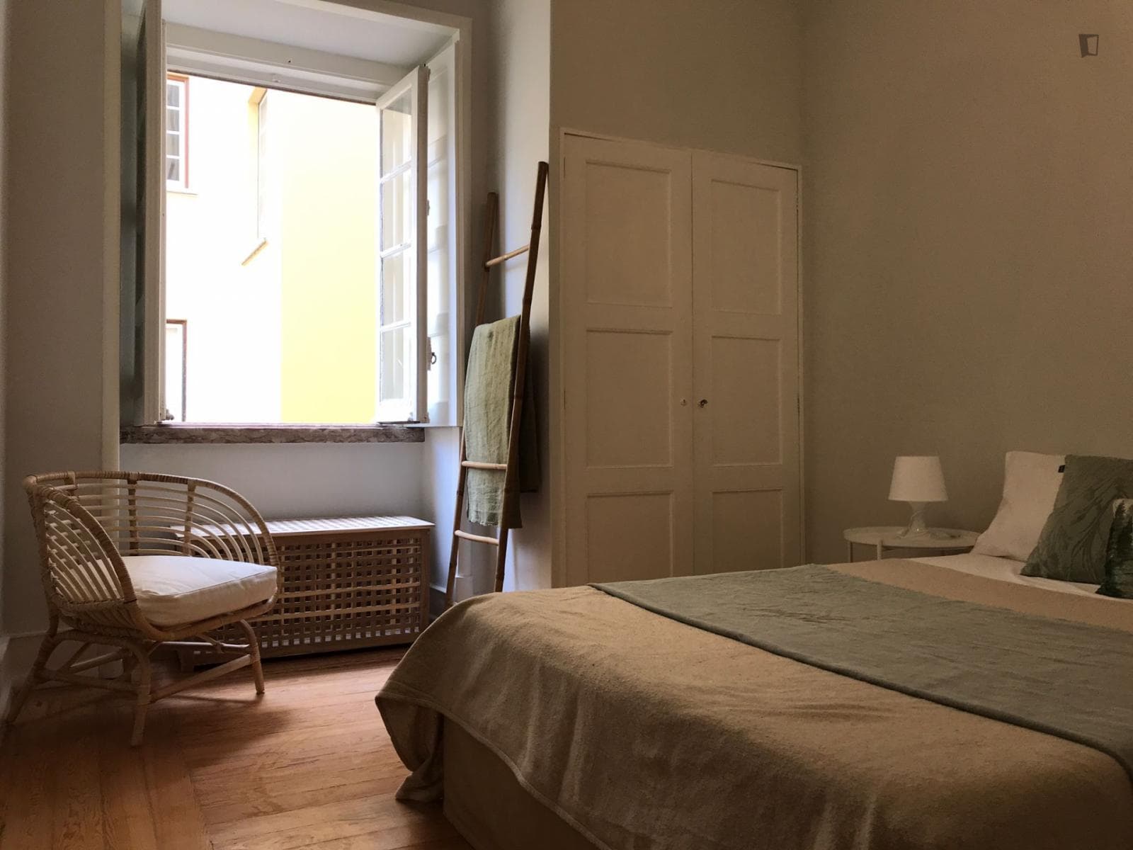 Charming double bedroom next to Campo Pequeno photo 1