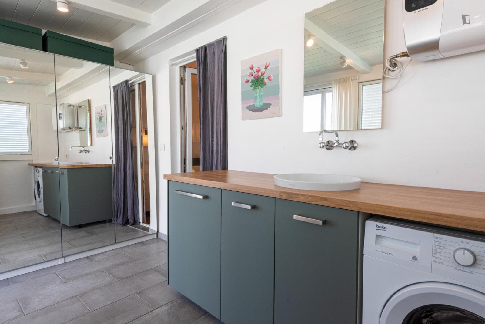Property photo thumbnail