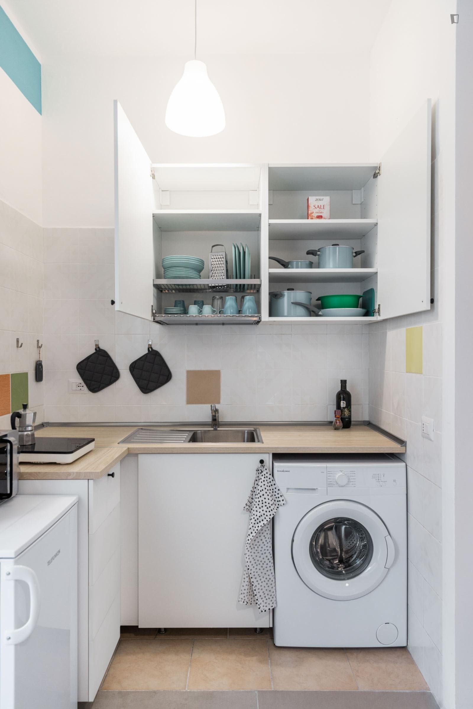 Cute studio near Brigata Bari train station photo 1
