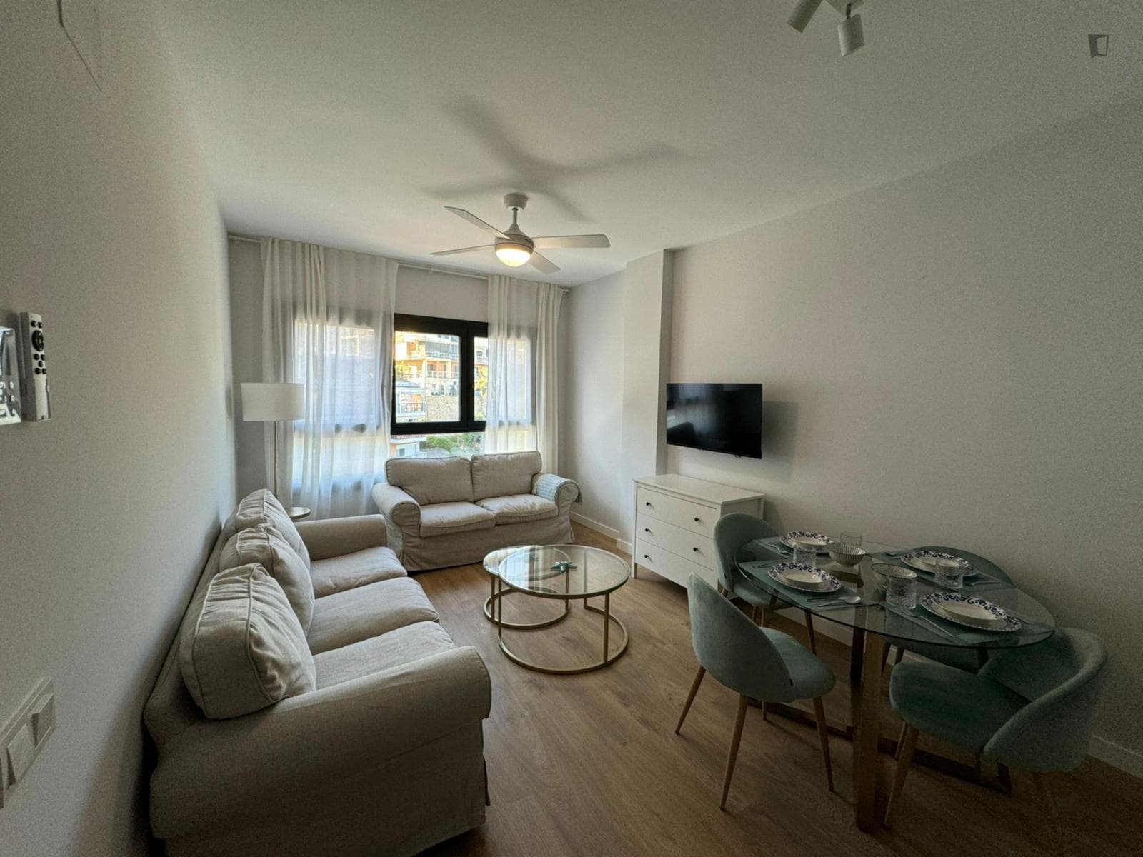 Bright and modern 2-bedrooms apartment very close to Playa de la Malagueta photo 1