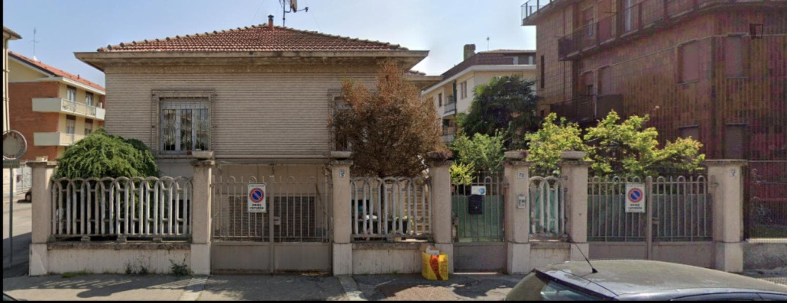 Property photo thumbnail