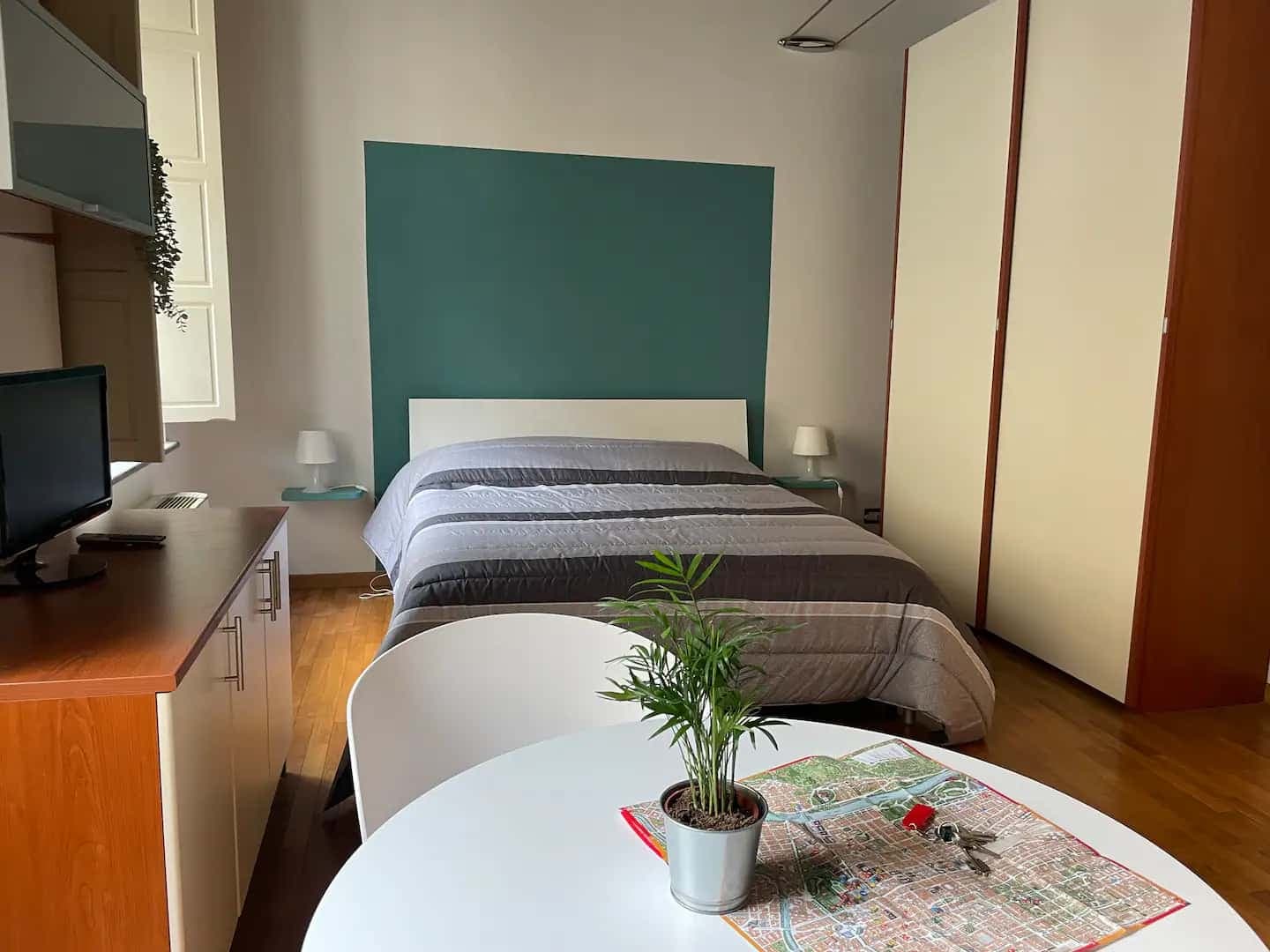 Property photo thumbnail