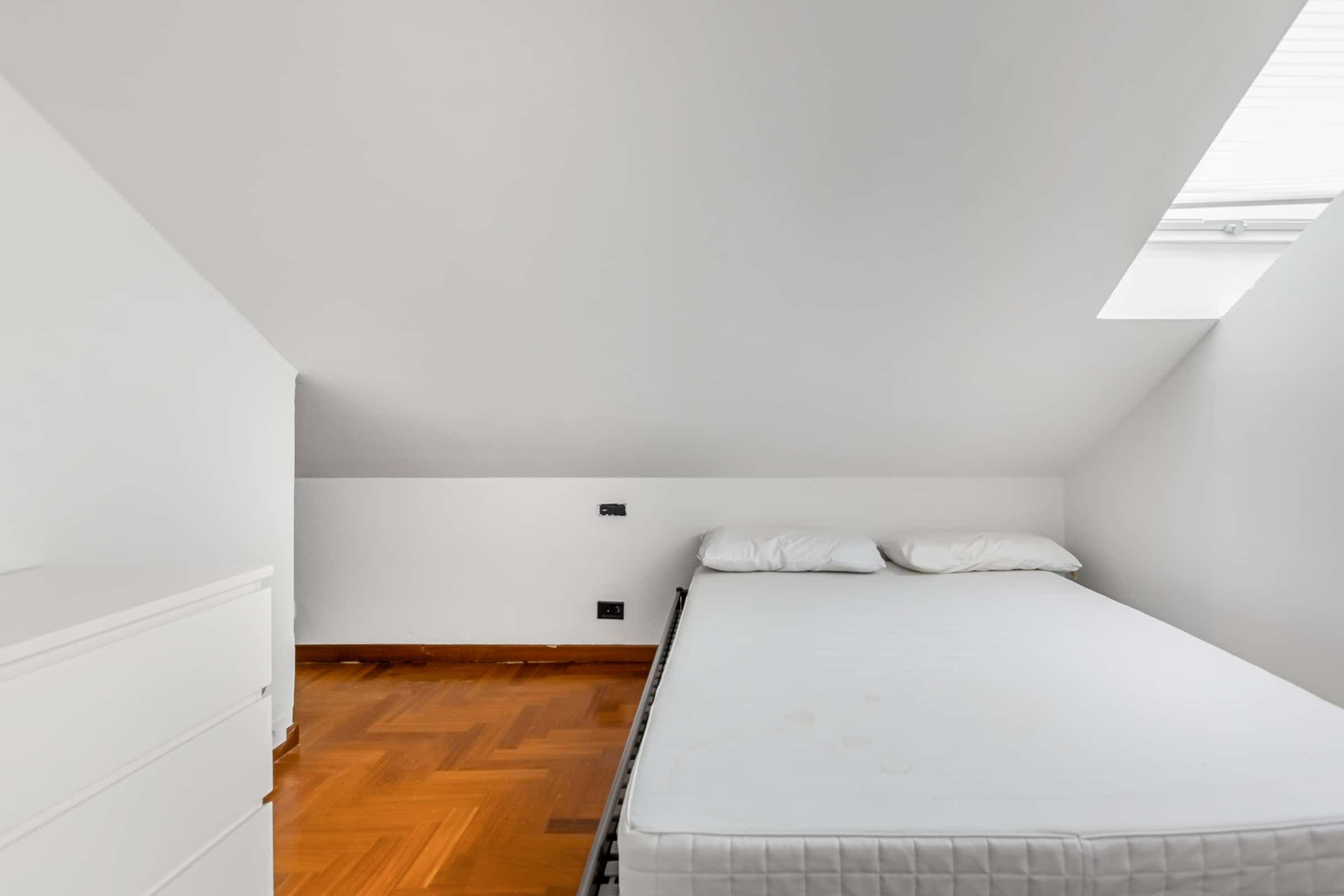 Trilocale Mansarda - Sant'Agostino - Navigli photo 1