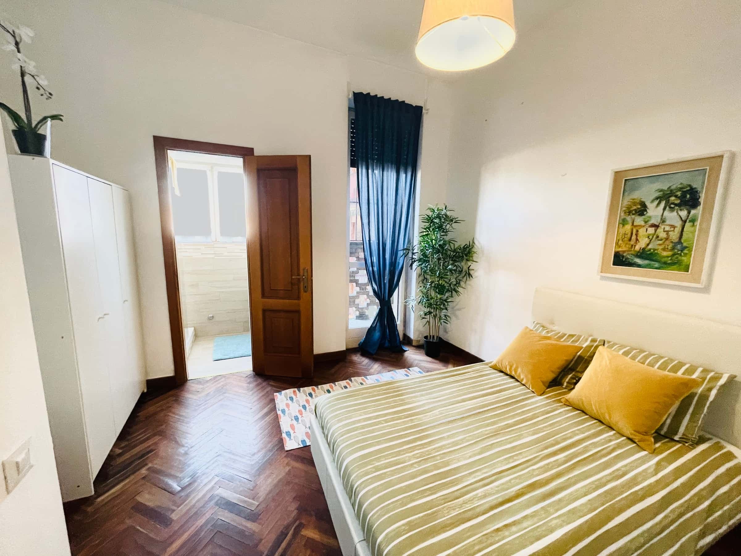 Suite con bagno privato adiacente alla Cattolica (6) photo 1