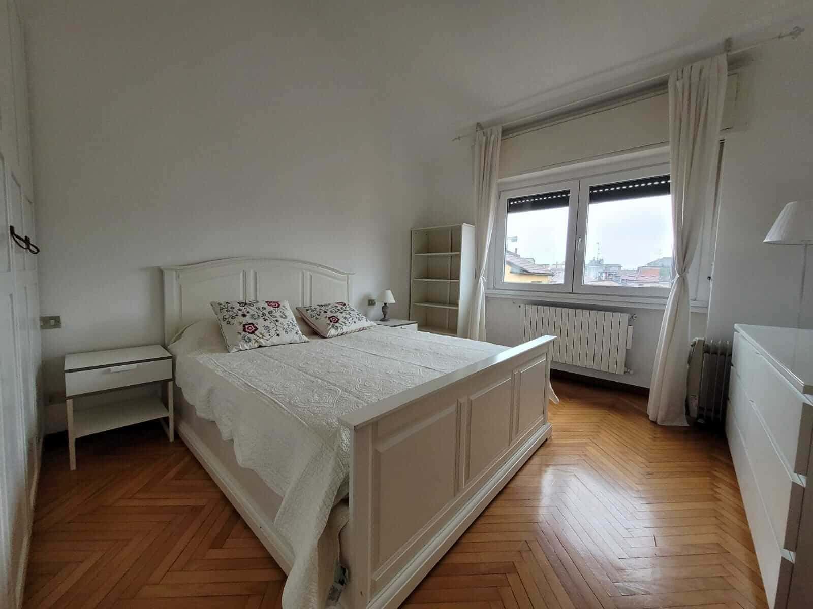 One-Bedroom Apartment | Via Ariberto | Area San Vittore photo 1