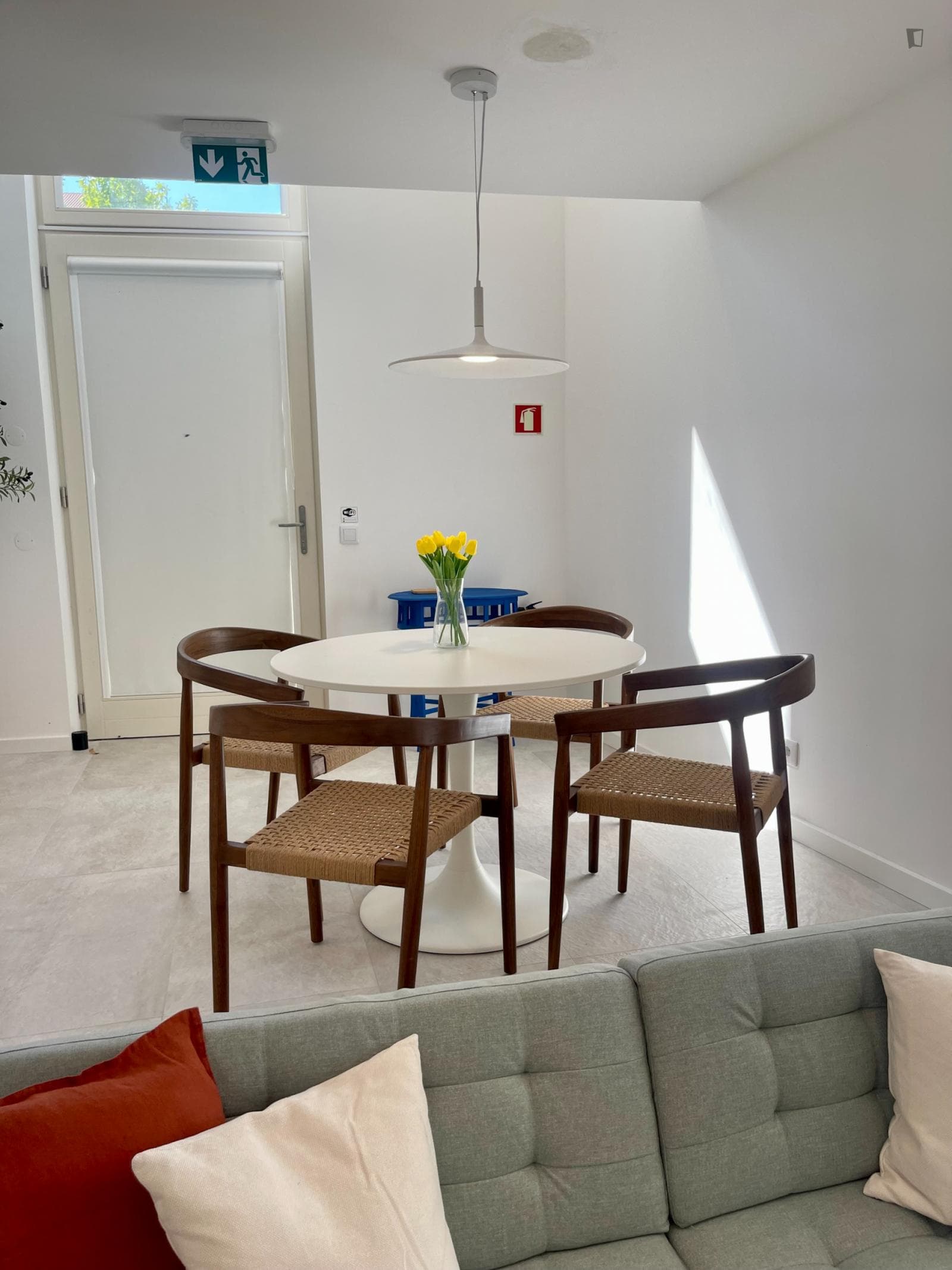 Charming and comfy 1-bedroom flat photo 1