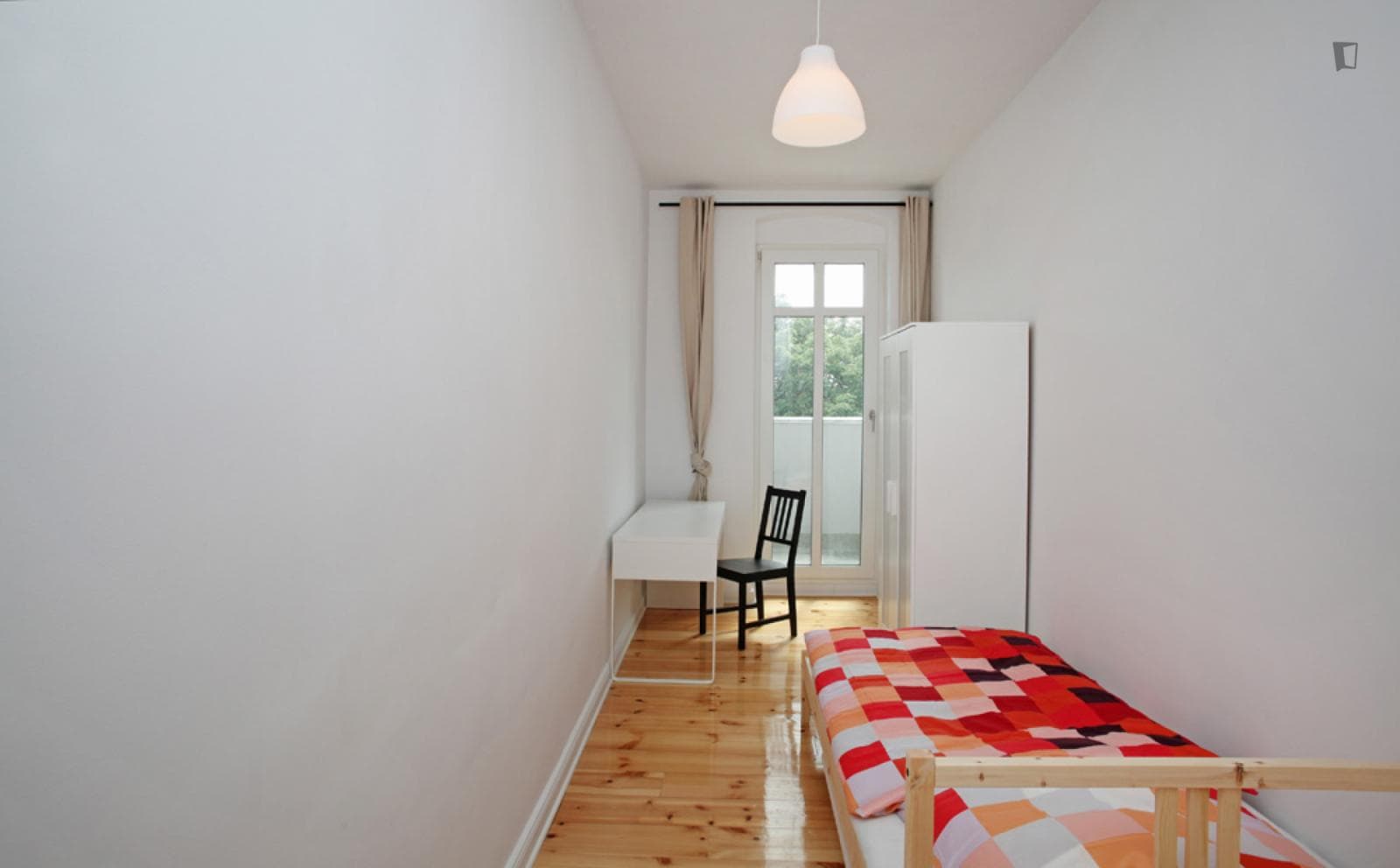 Comsy single bedroom with a balcony, in Rudolfkiez photo 1