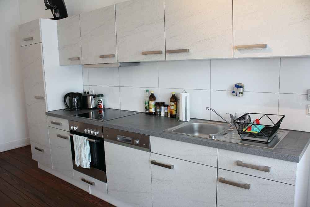 Zimmer in der De-Neufville Straße photo 1