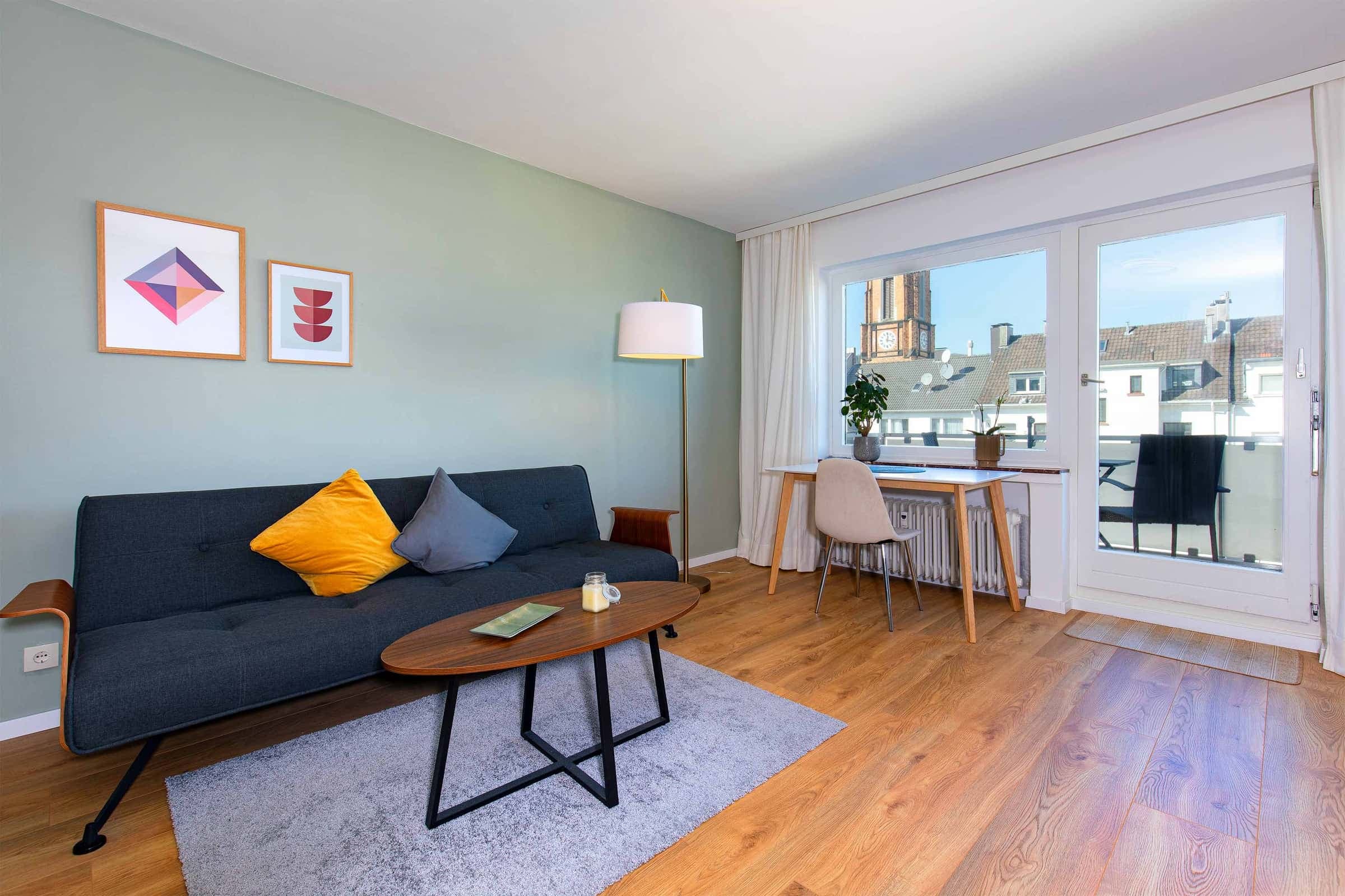 City-Apartment mit Sonnenbalkon photo 1