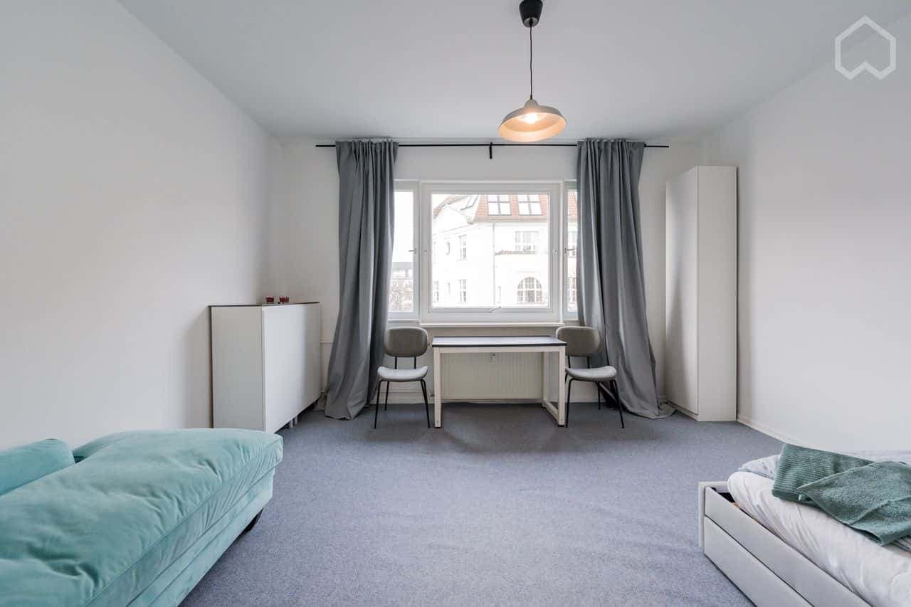 City apartment next to the famous Kurfürstendamm photo 1