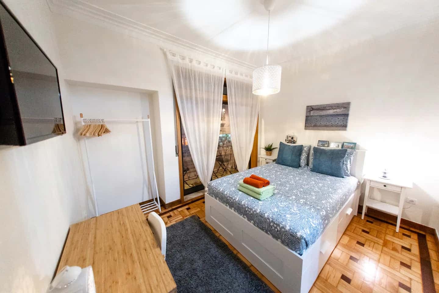On the Beach House in Matosinhos - Room 5 photo 1