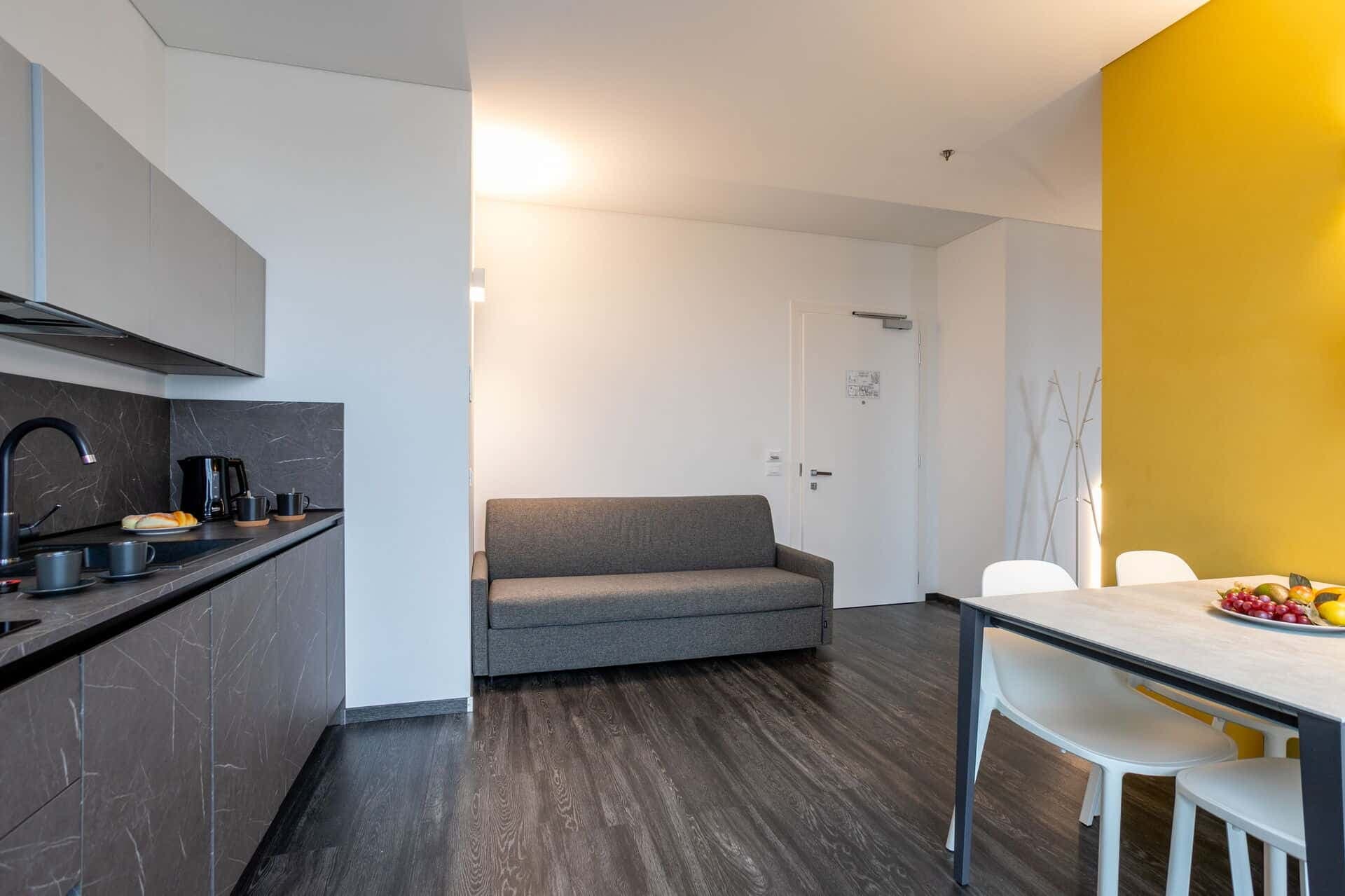 1401 Executive Terrazza photo 1