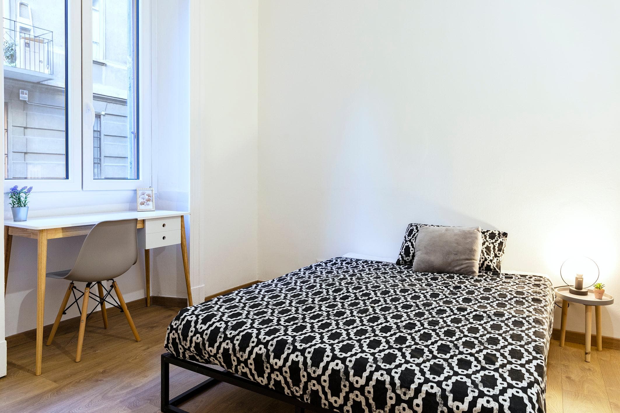 Via Plinio 43 Room 2 photo 1