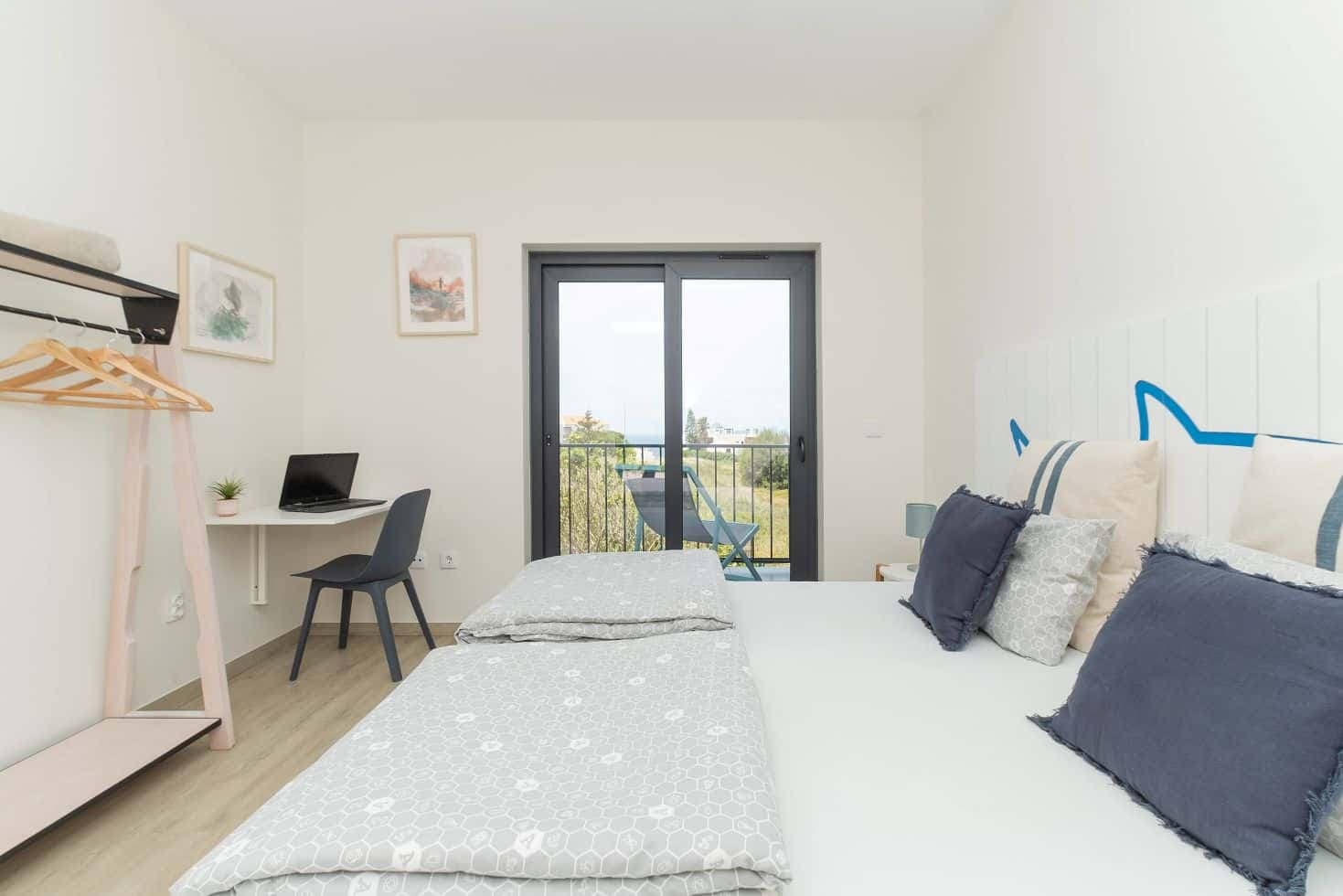 Double room with Balcony and Private Bathroom in Ericeira photo 1