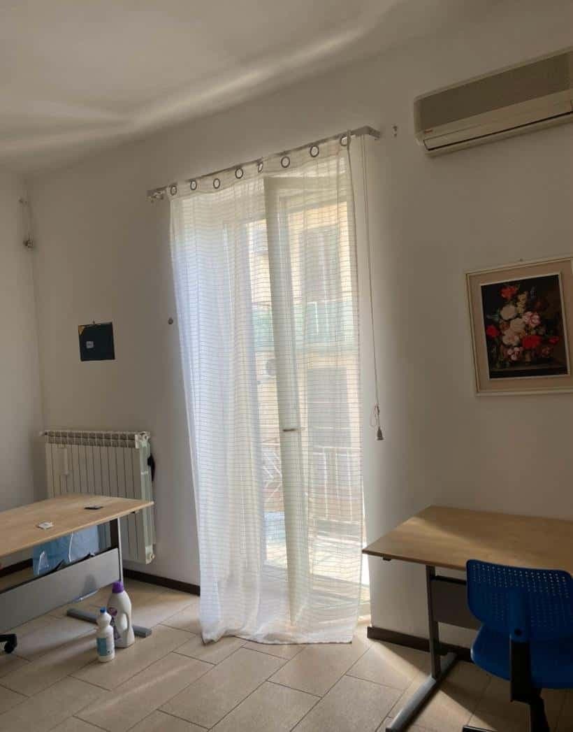 Stanza singola in appartamento condiviso a Bari in Via Sigismondo Castromediano photo 1