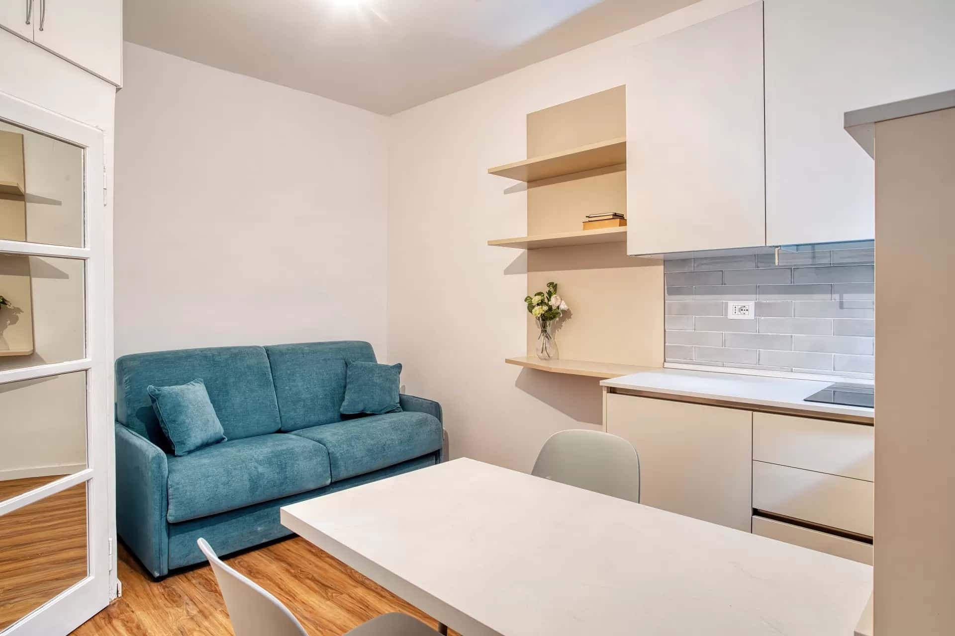 Studio compatto vicino al centro città photo 1