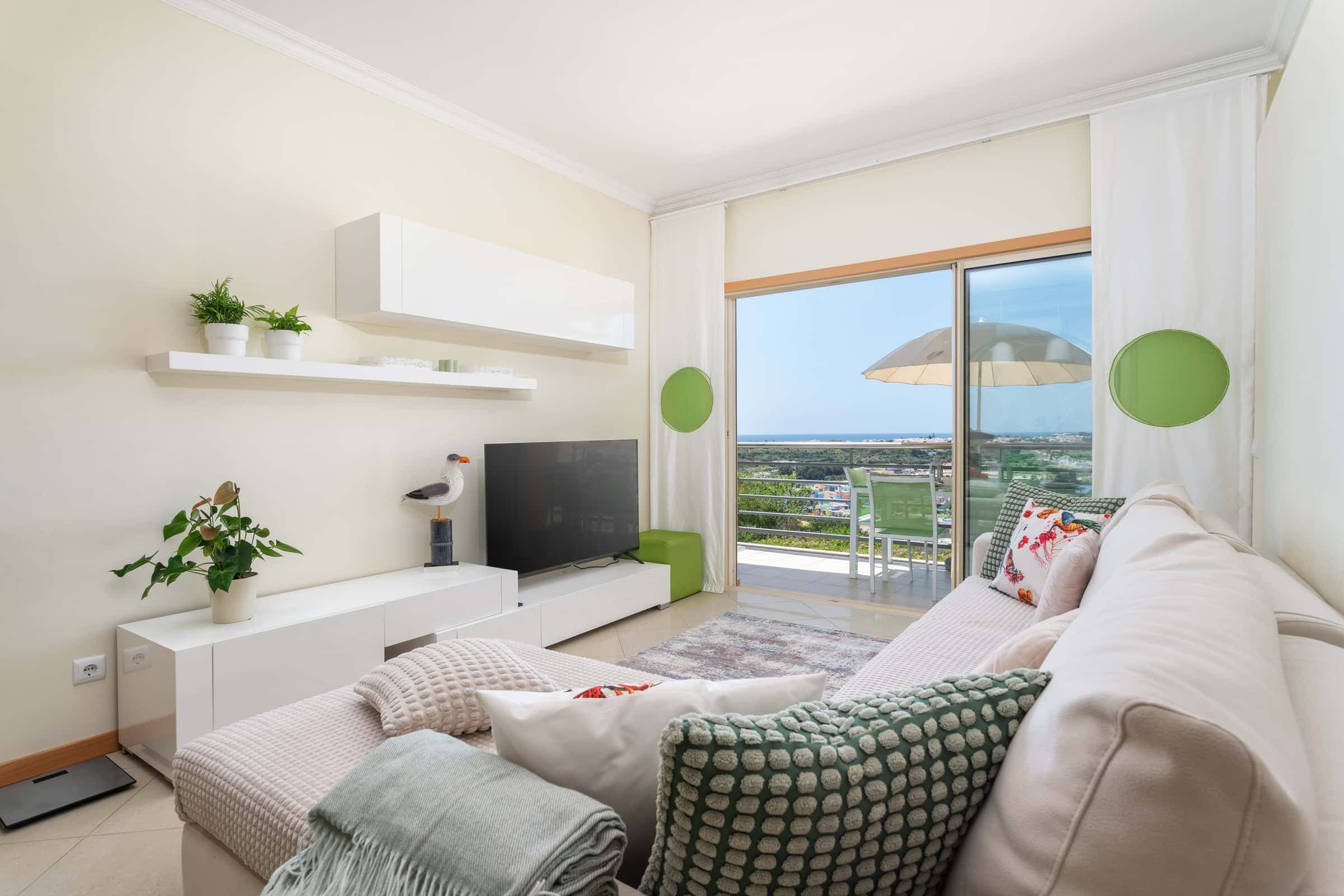 Apartment with Ocean view comfortable Terrace, 2 Swimming pools & Tennis court photo 1