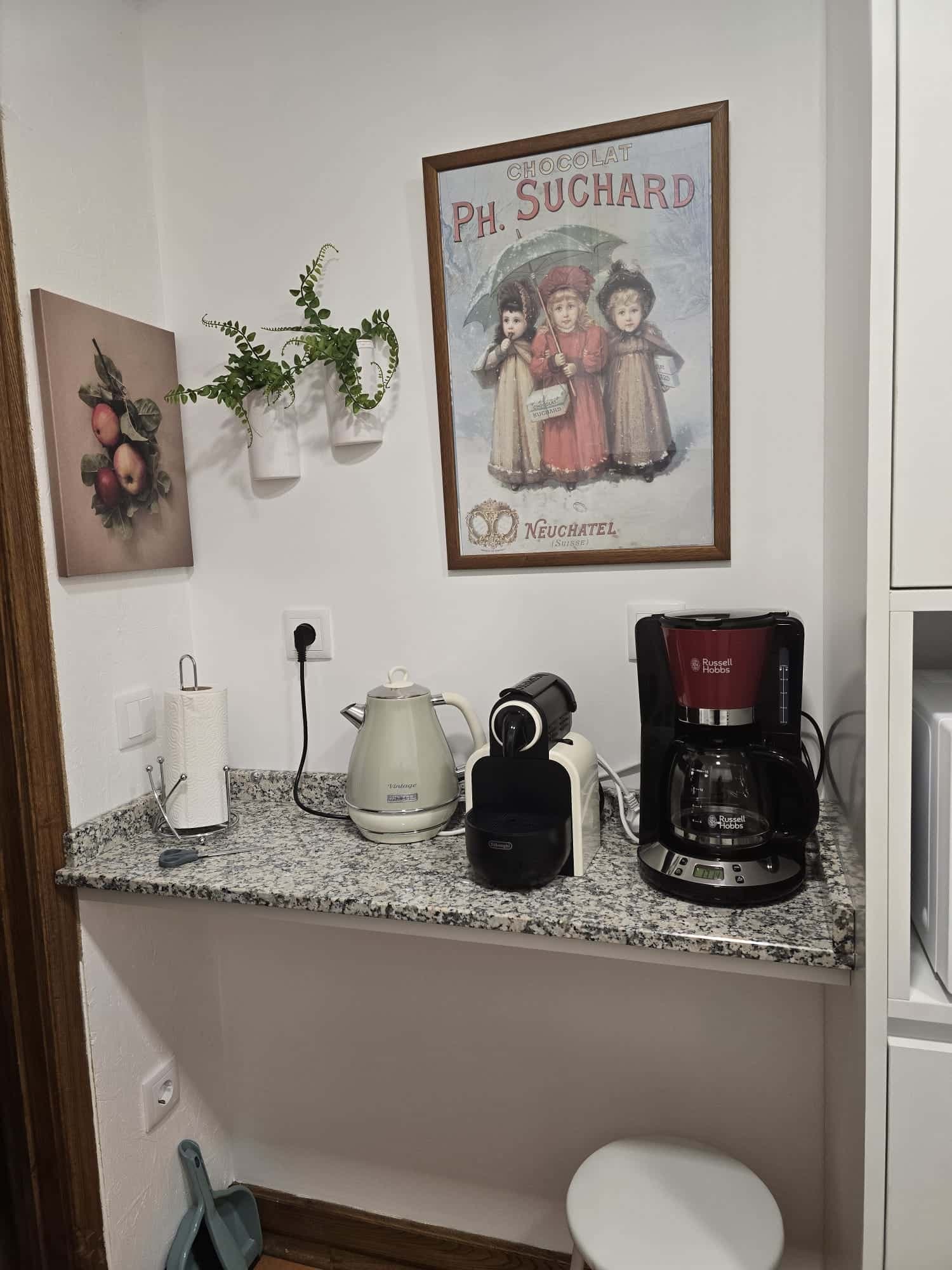Homey Ensuite Room in Rua de Naulila, Porto photo 1