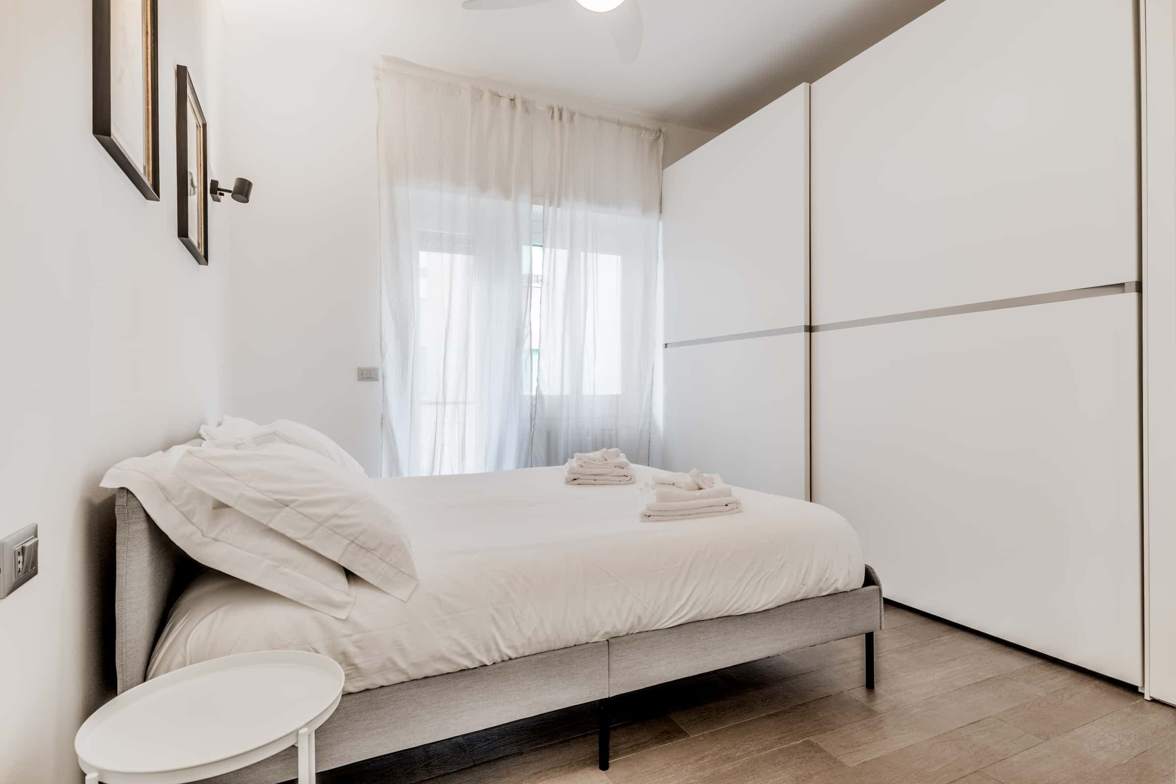 Design Tiburtina district apartment photo 1