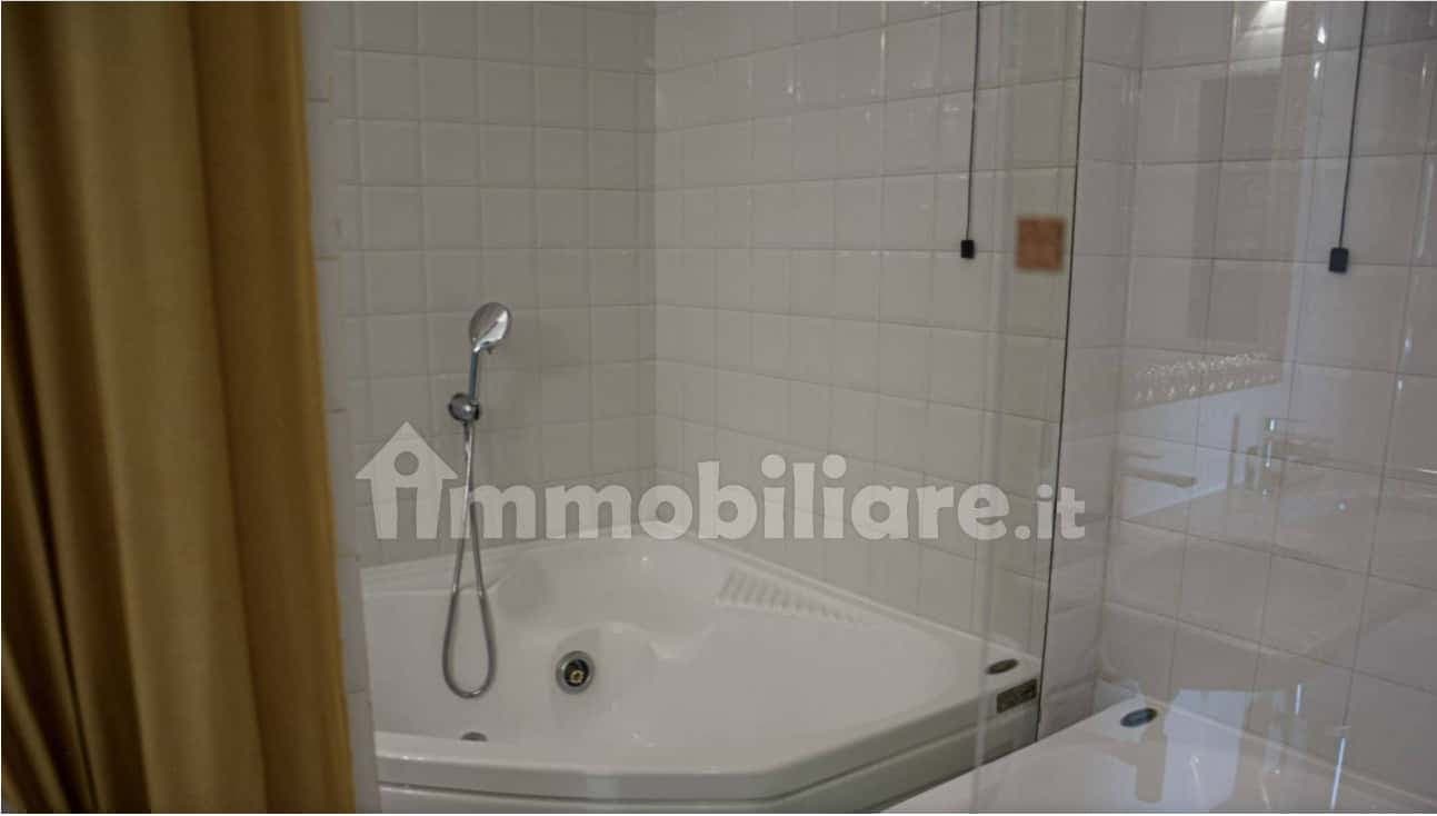 Appartamento piazza Umanitaria 2, Guastalla, Milano photo 1