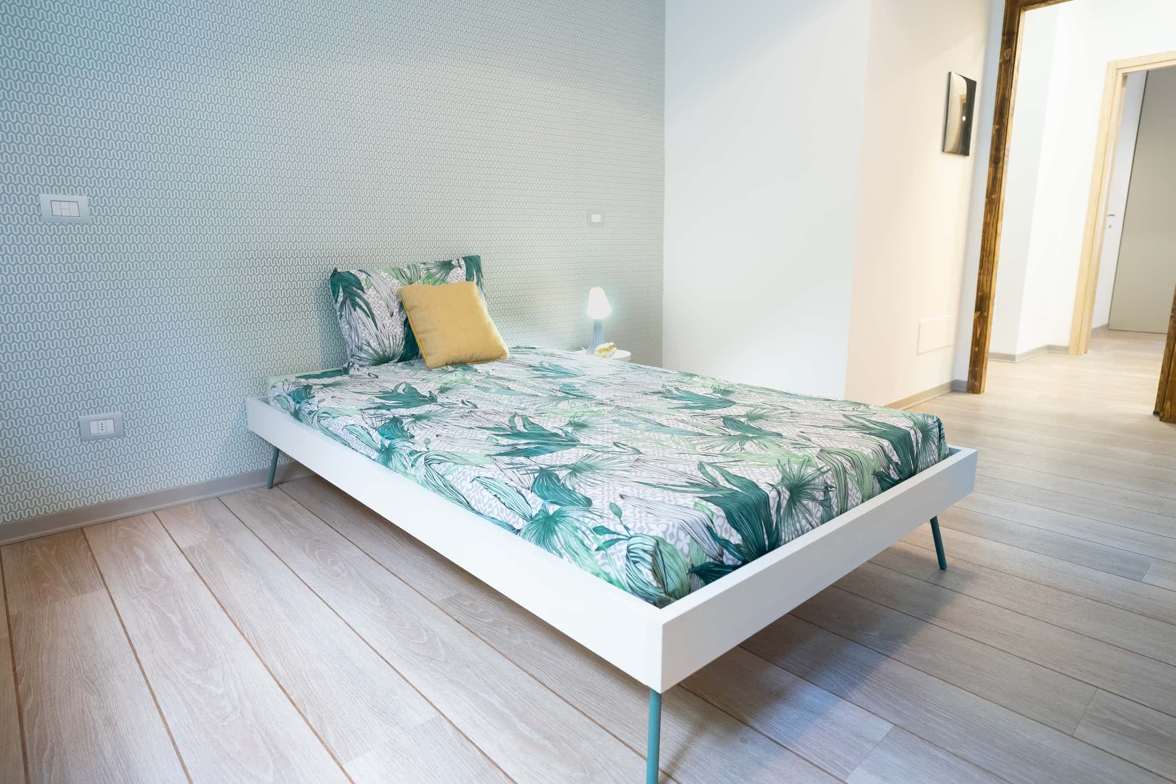 Viale Caterina da Forli 50 - 4 Bedroom apartment photo 1