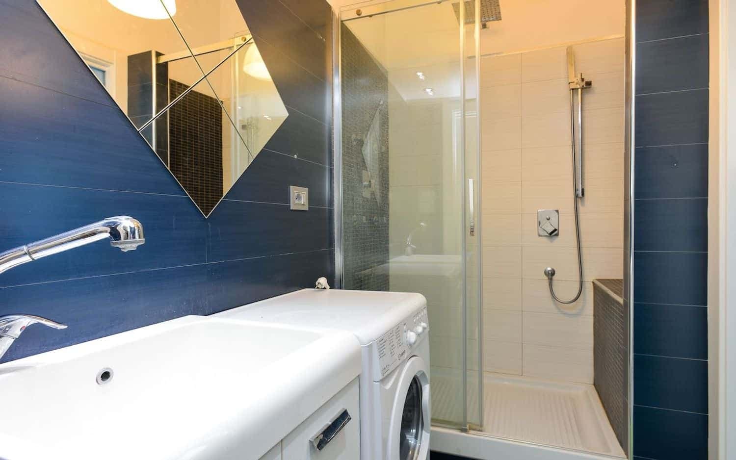 Private Room in Via Quirino Majorana photo 1