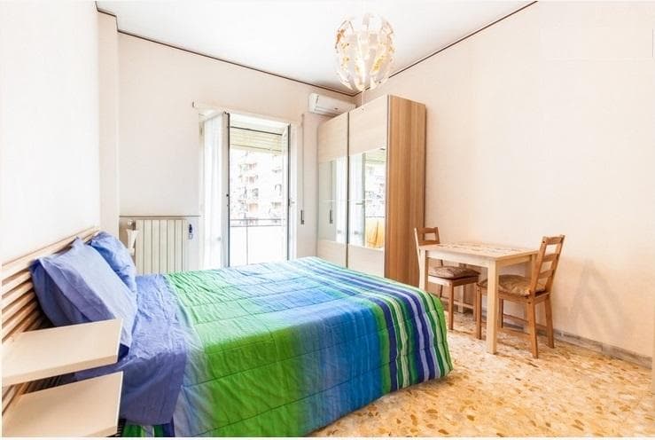Camera Betulla con Balcone vicino Metro Roma photo 1