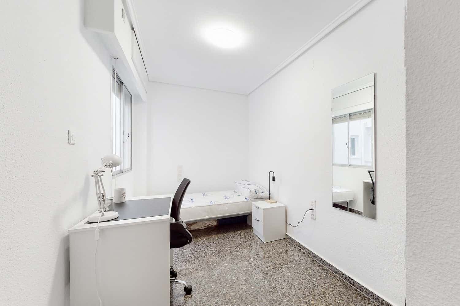H3 - Av. Vedat, 80, piso 4ª pta. 7 (5H2B) - SG, TRT (VLC) photo 1