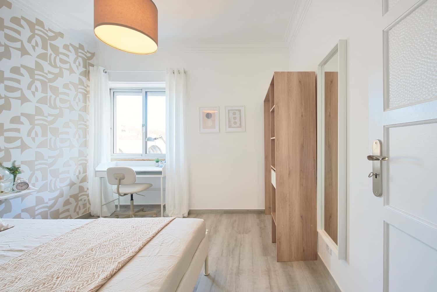 Room 1 - 206. Mouzinho Albuquerque 2 1D photo 1
