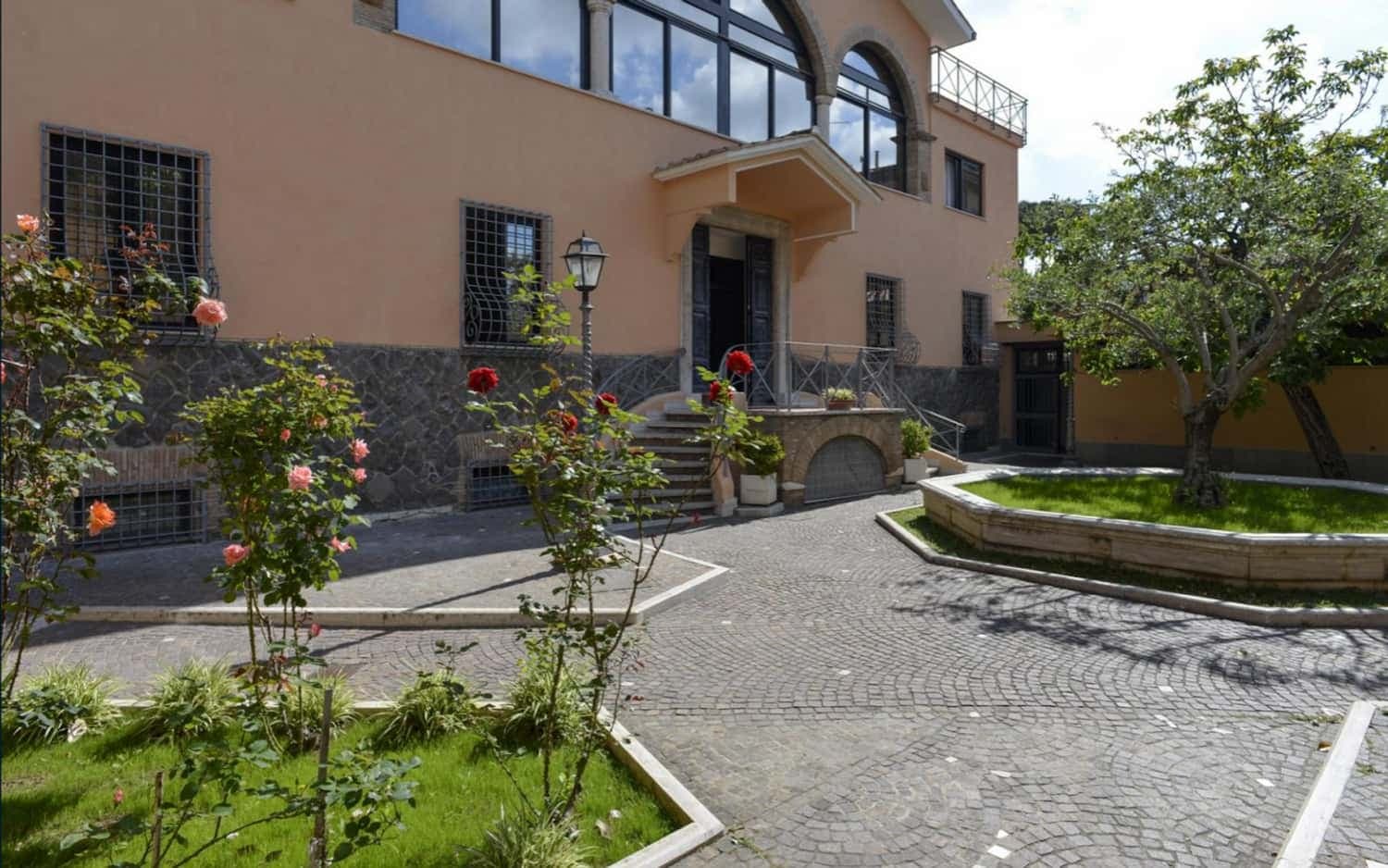 Property photo thumbnail