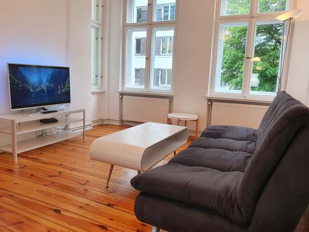 Maxima - charmante 2-Zimmer-Altbauwohnung mit Balkon photo 1