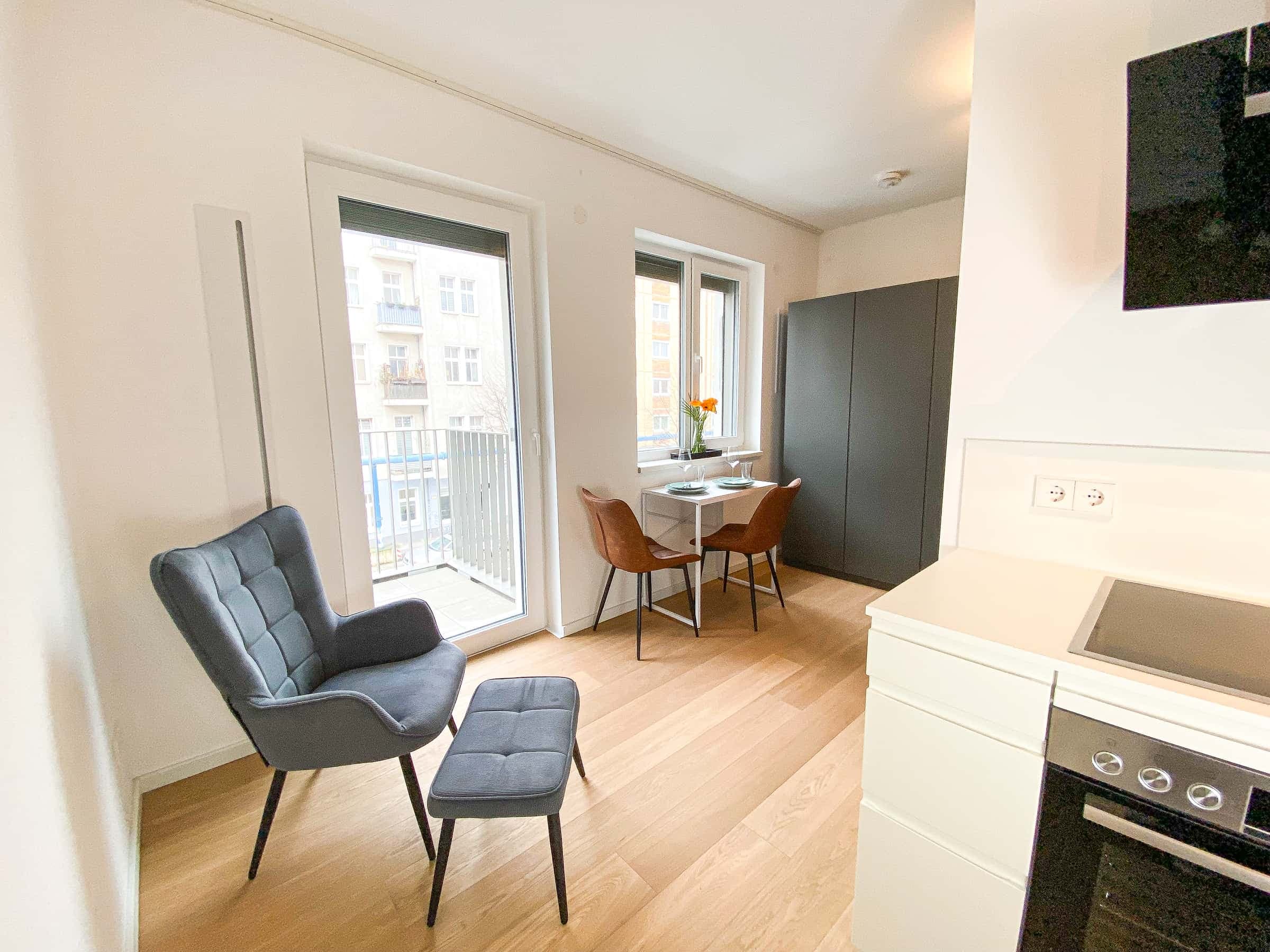 'MIRA' green - Stilvoll & Kompakt: Trendige 1-Zimmer-Wohnung im Berliner Hotspot photo 1