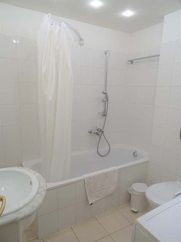 Perfectly equipped 3-bedroom (5 room) apartment in Berlin Mitte photo 1