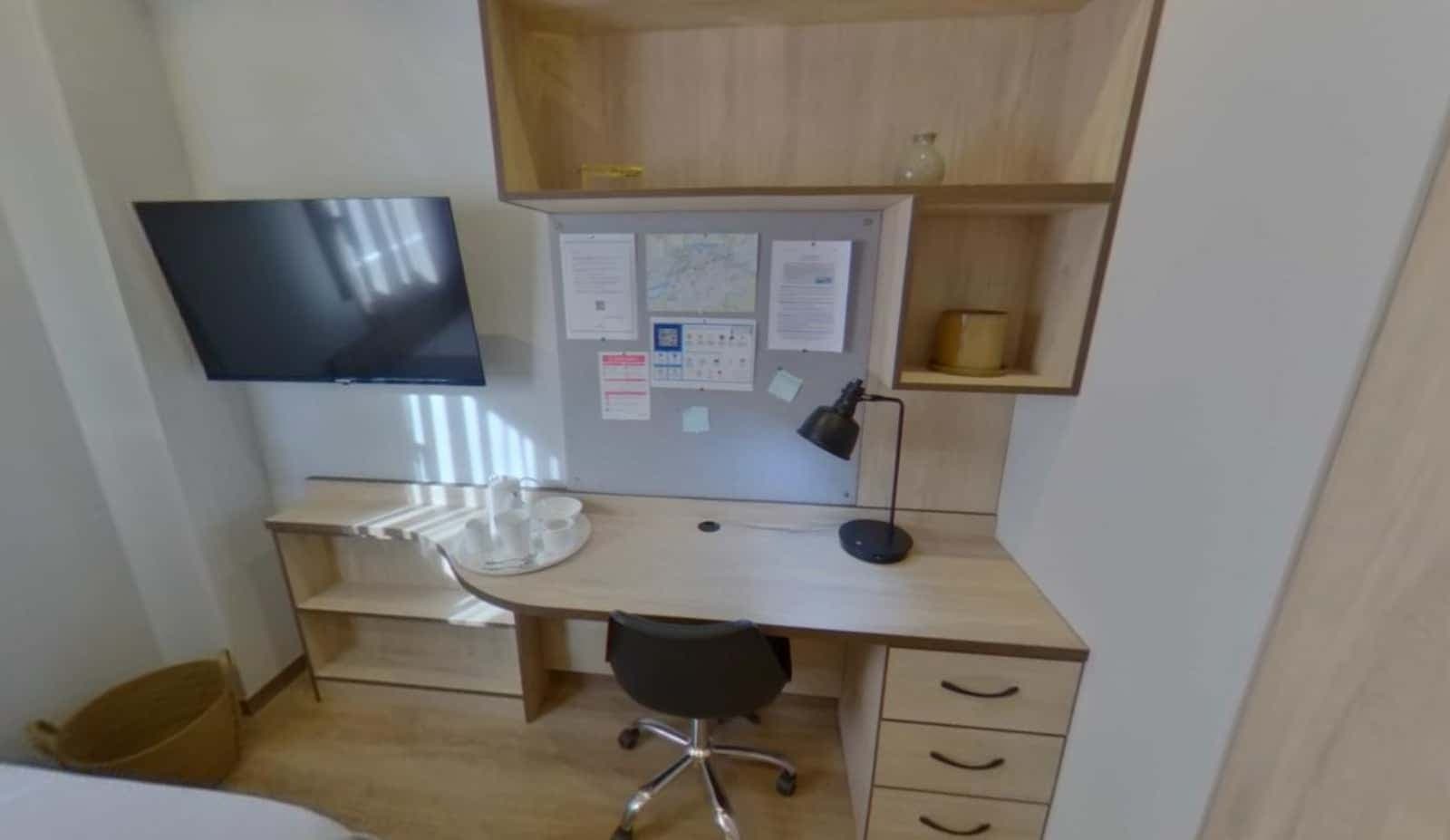 Property photo thumbnail