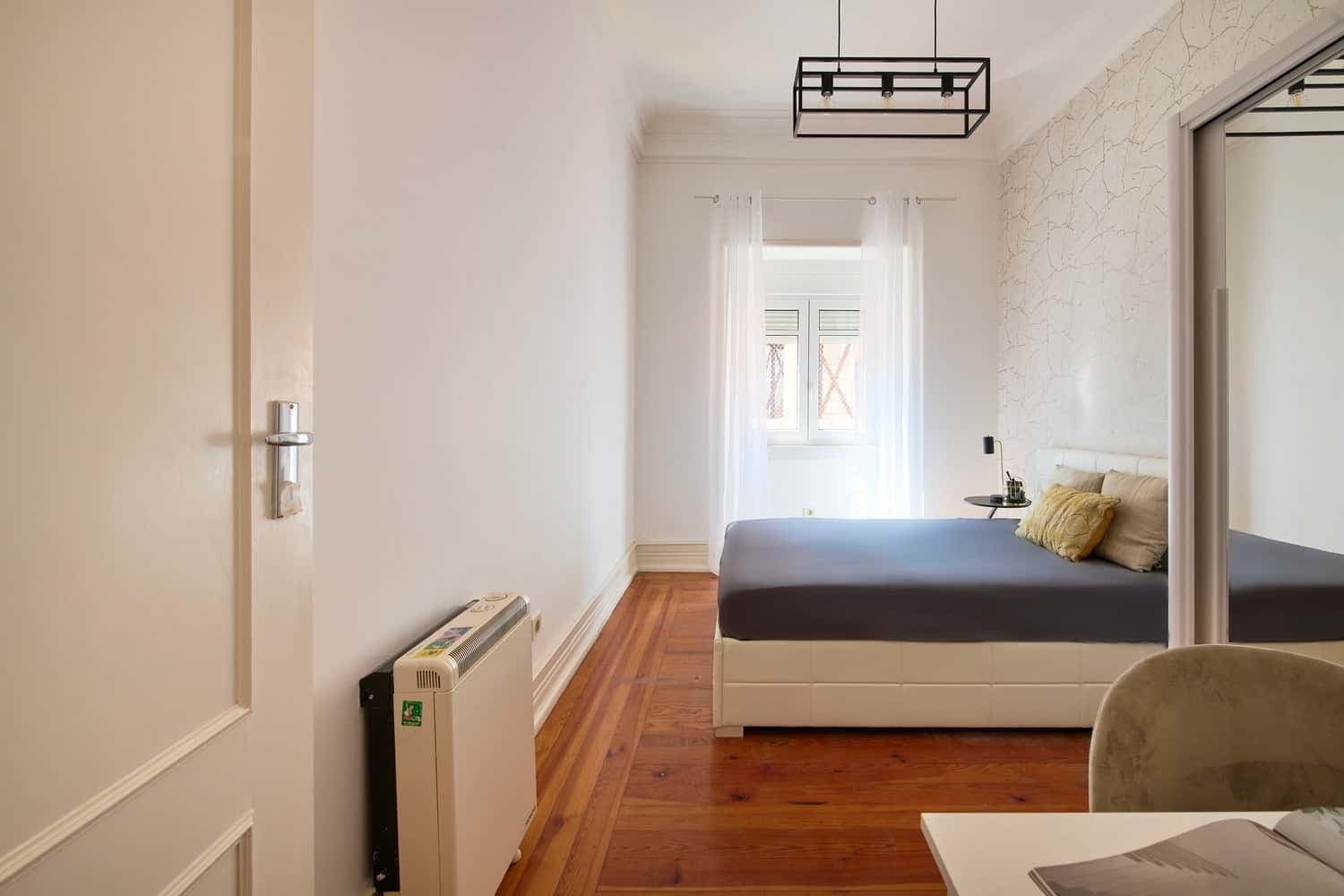 Room 6 - 71. Avenida Álvares Cabral 28 1E photo 1