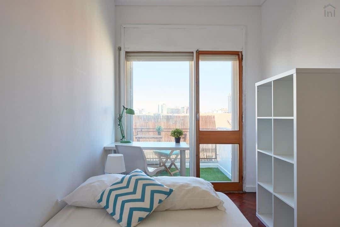Modern single bedroom in Saldanha - Room 6 photo 1