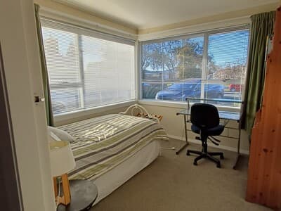 1 single room only available photo 1